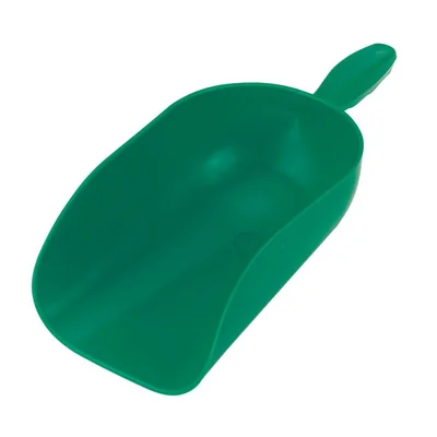 Plastic feed scoop
