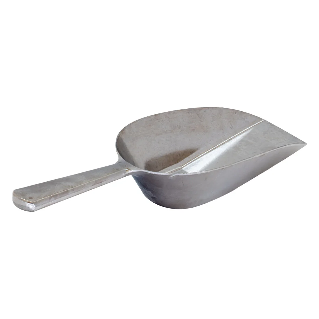 Aluminium feed scoop