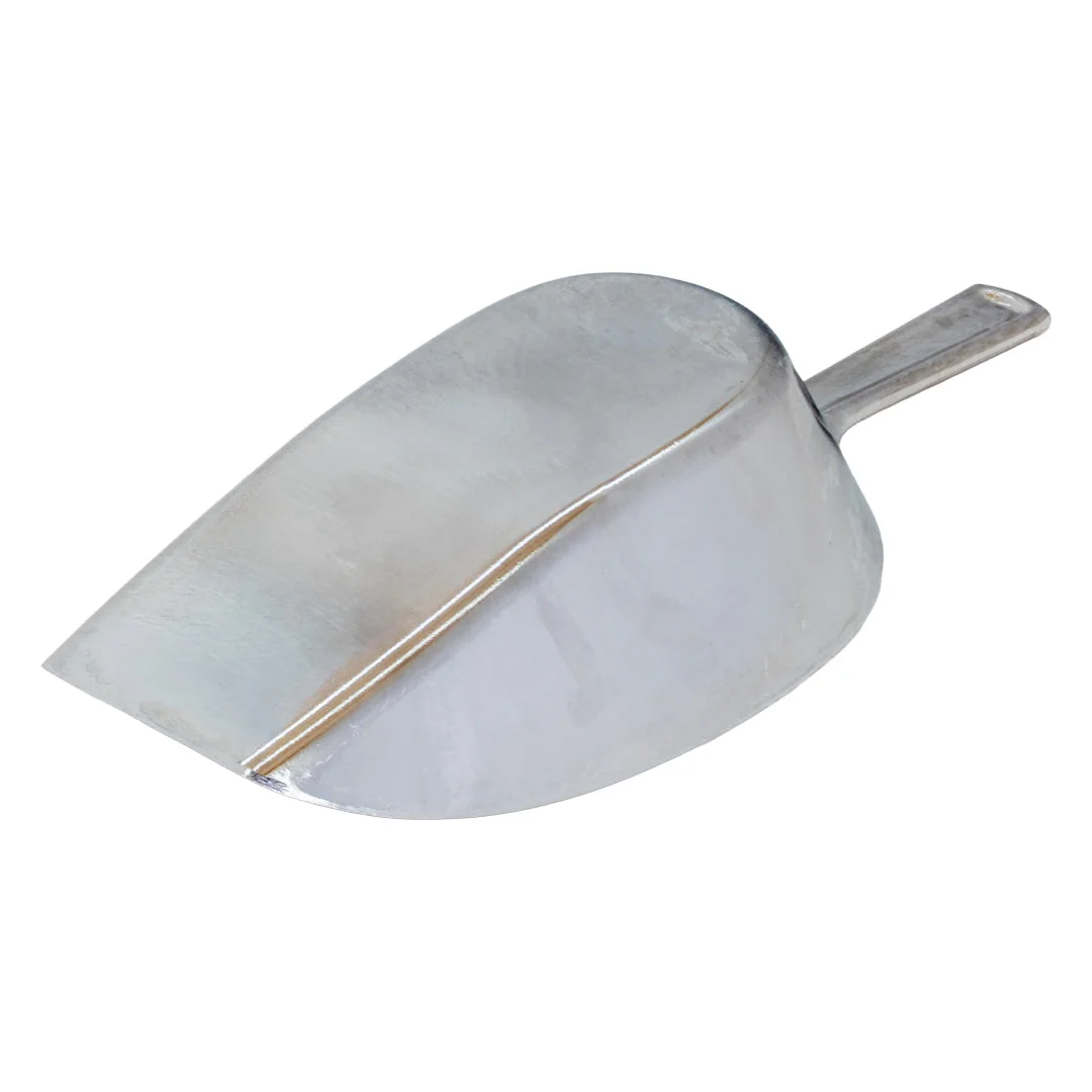 Aluminium feed scoop