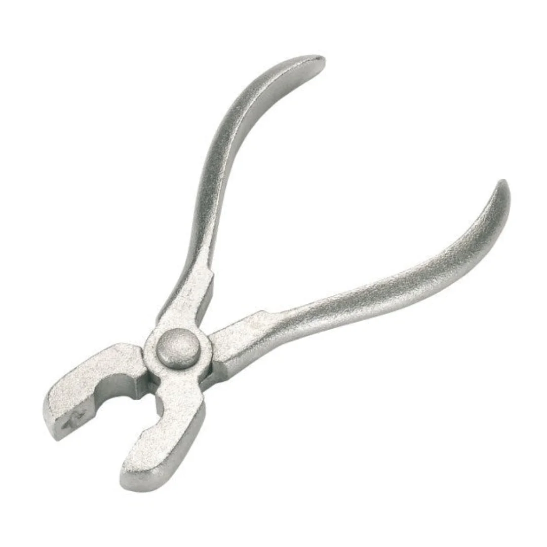 Ring applicator pliers for pigs