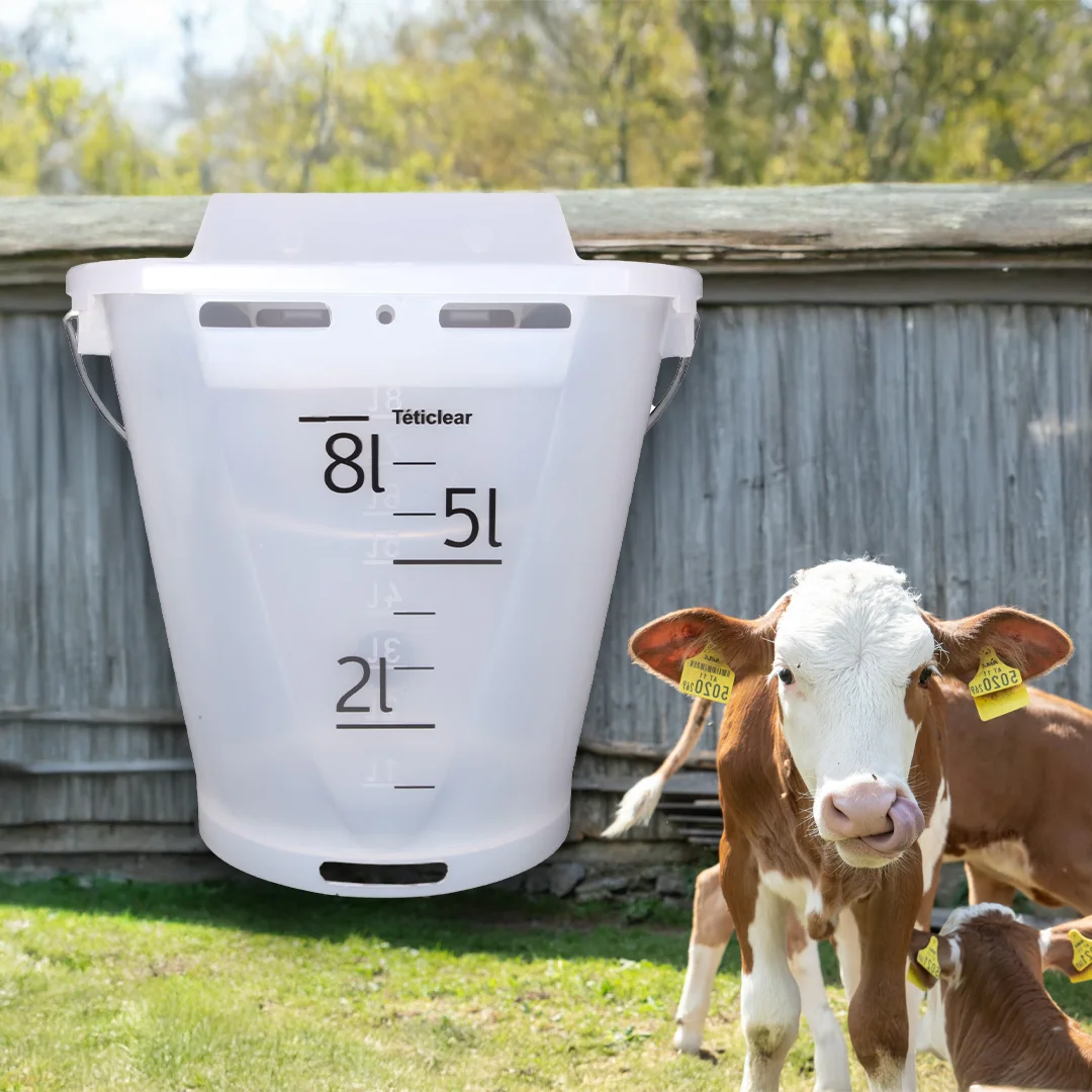 TETICLEAR calf feeding bucket, 8 L